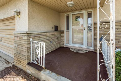 Covered Front Porch