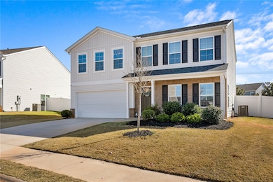 606 Whittier St, Greenville, SC 29605 - photo 2