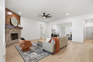 975 Hadley Ln, Tuttle, OK 73089 - photo 7