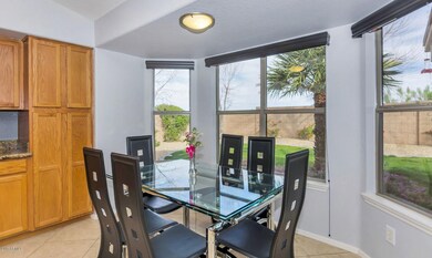 10140 W Ross Ave-large-012-8-Kitchen-150