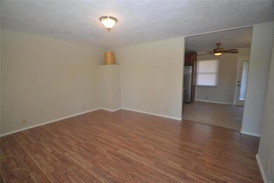 209 E Temple St, Freeburg, IL 62243 - photo 3