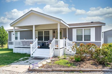 137 Clayton Rd, Azle, TX 76020 - photo 6