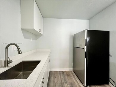 707 SW 5th St unit 1, Dania, FL 33004 - photo 7