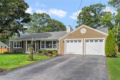 111 Lancaster Ave, Warwick, RI 02886 - photo 3