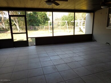 8419 Bordeau Ave N, Jacksonville, FL 32211 - photo 4