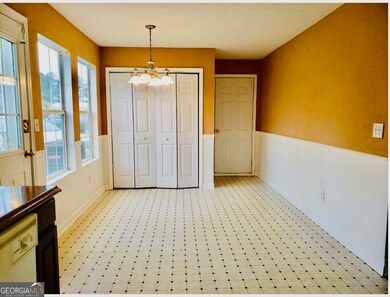 9342 Thomas Rd, Jonesboro, GA 30238 - photo 5