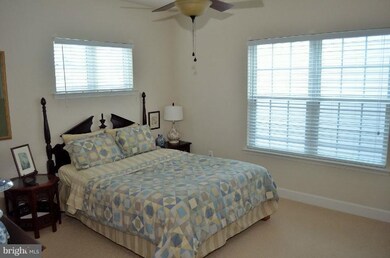 5808 Falls Gate Ct, Falls Church, VA 22041 - photo 7