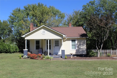 116 Hauss Ridge Rd SE, Valdese, NC 28690 - photo 4