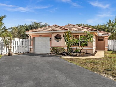 13400 NW 5th Ct, Plantation, FL 33325 - photo 5