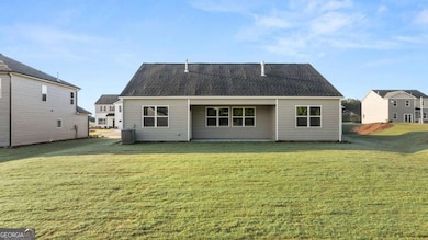 399 Abbott Rd, Statham, GA 30680 - photo 2