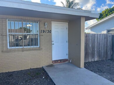 19130 SW 113th Place unit B, Miami, FL 33157 - photo 2