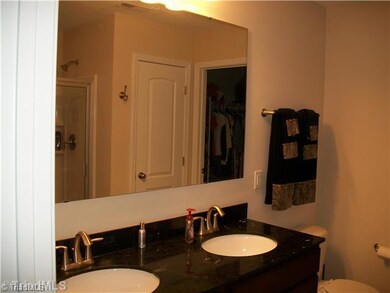 Master Bath/Spa.