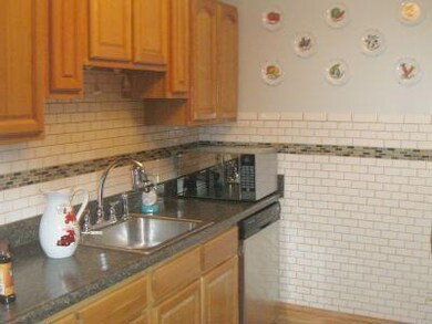 New kitchen tile!