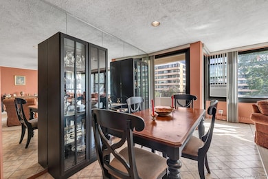 10-01 162nd St unit 4A, Whitestone, NY 11357 - photo 5