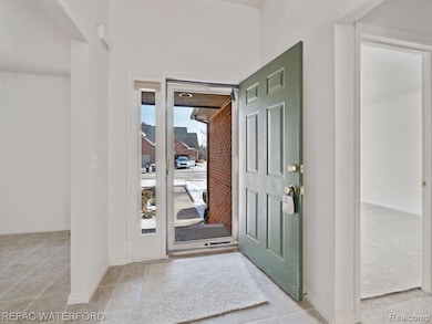 nice tiled foyer
