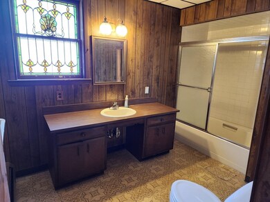 314 Cory St unit 2, Fall River, MA 02720 - photo 3