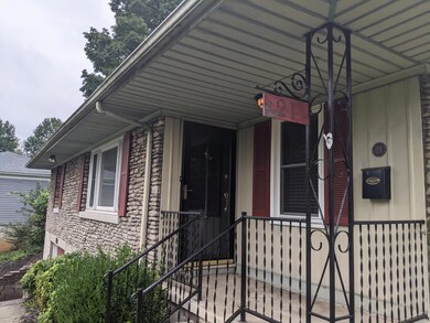 21 Graham Ave, Frankfort, KY 40601 - photo 3