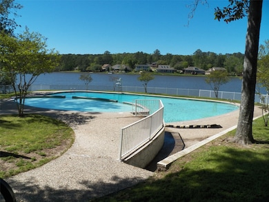 654 Cherry Hills Dr, Huntsville, TX 77340 - photo 5