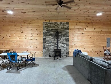 2748 Damron Creek Rd, Russell Springs, KY 42642 - photo 7