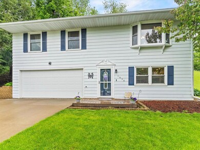 1630 Valley St NW, Cedar Rapids, IA 52405 - photo 3