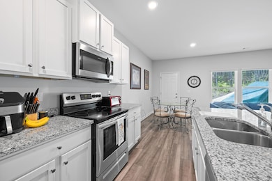 271 Oakwood Dr NW, Milledgeville, GA 31061 - photo 4