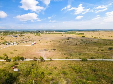 151 Bruce Rd, Ennis, TX 75119 - photo 3