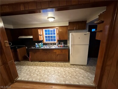 1202 5th St NE, Canton, OH 44704 - photo 7