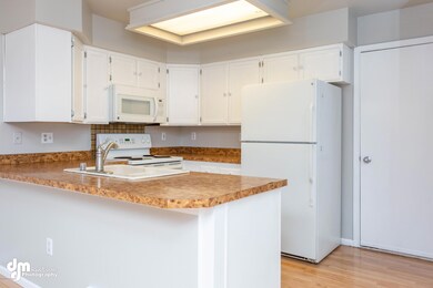 Kitchen-0942-FULL