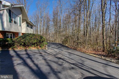 492 Fancy Hill Rd, Boyertown, PA 19512 - photo 4