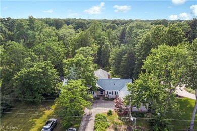 8346 Lewis Rd, Olmsted Falls, OH 44138 - photo 4