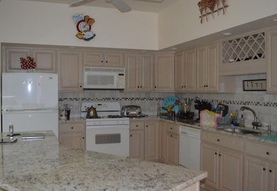 15 Muirfield Dr unit 15-B, Lenox, MA 01240 - photo 7