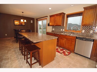 5189 Nannyberry Dr, Fitchburg, WI 53711 - photo 4