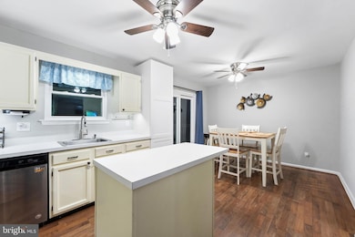 28 Woodcrest Ct, Newark, DE 19702 - photo 7