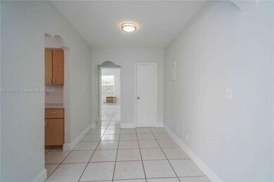 7821 Carlyle Ave unit 6, Miami Beach, FL 33141 - photo 7