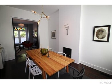 Dazzingly modern with an open design!
