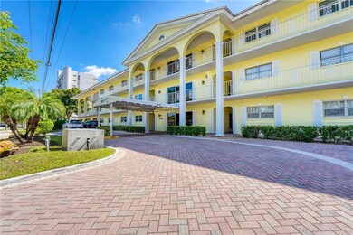 4770 Bayview Dr unit 311, Fort Lauderdale, FL 33308 - photo 3