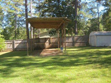 1070 Page Dr, McComb, MS 39648 - photo 7