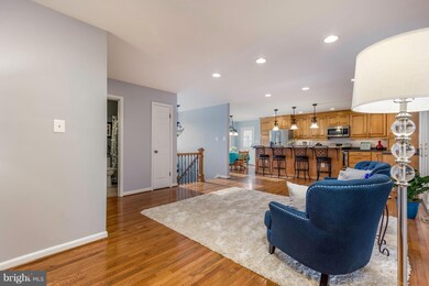 903 Shady Dr SE, Vienna, VA 22180 - photo 6