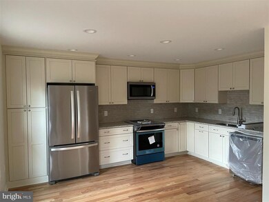 603 Budleigh Cir, Lutherville Timonium, MD 21093 - photo 4