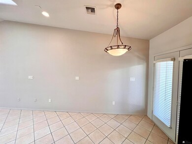 10677 E 35th St unit II, Yuma, AZ 85365 - photo 3