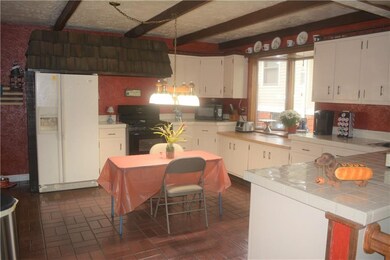 811 Bittersweet Ln, Anderson, IN 46011 - photo 6