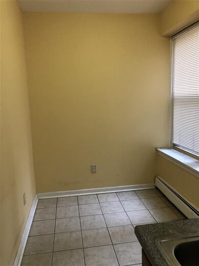 135 van Wagenen Ave unit 2A, Jersey City, NJ 07306 - photo 6