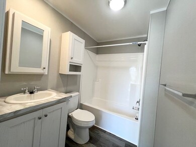 5196 Tokay Dr unit 92, Flint, MI 48507 - photo 7