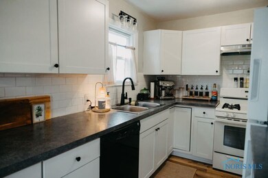 4112 Garrison Rd, Toledo, OH 43613 - photo 5