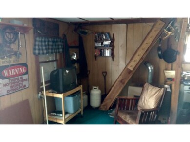 853 Bungy Rd, Colebrook, NH 03576 - photo 4