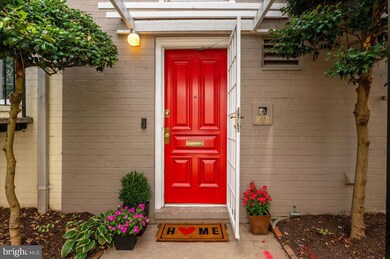 233 G St SW unit 122, Washington, DC 20024 - photo 2