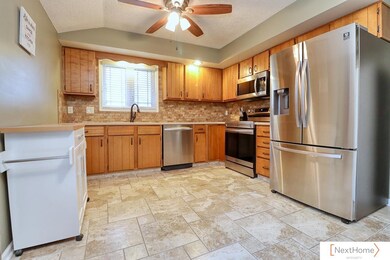 1709 SW 21st St, Lincoln, NE 68522 - photo 7