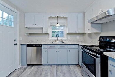 228 Shawmut St, Springfield, MA 01108 - photo 3