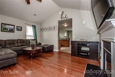 205 Tarrington Dr, Statesville, NC 28625 - photo 2