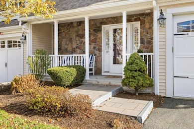 37 Peaslee Cir unit 37, Middleton, MA 01949 - photo 3